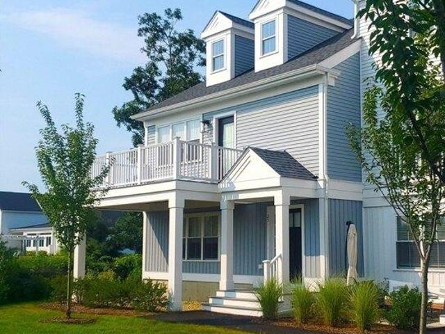 Condo for sale in Bristol, Massachusetts