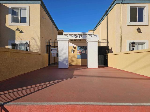 Condo for rent in Reseda Condo for rent in Reseda