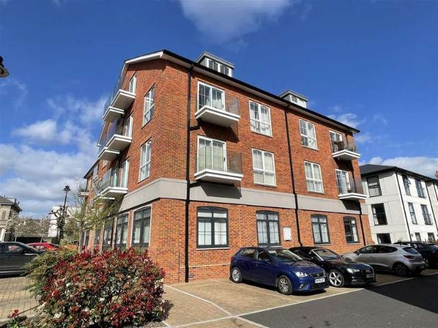 House for sale in Salisbury, Wiltshire