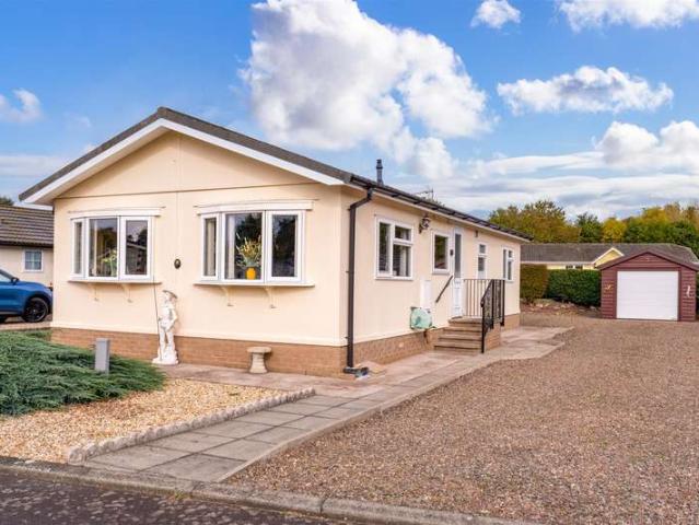 House for sale in Springwood Village, Kelso