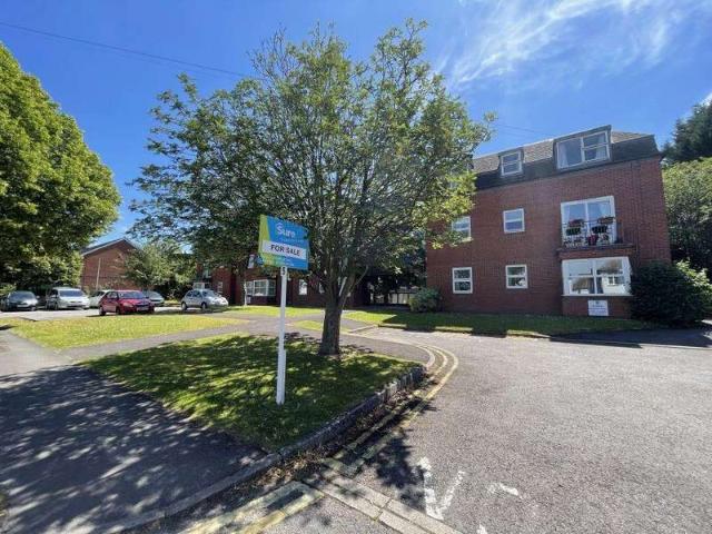 Flat for sale in Whaddon, Golden Valley
