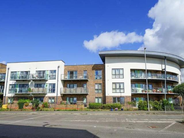 House for sale in Leighton-Linslade, Leighton Buzzard