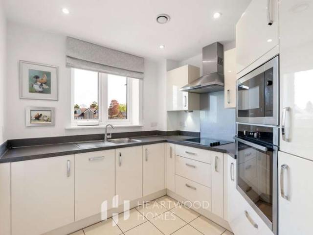 House for sale in St Albans, Five Acres