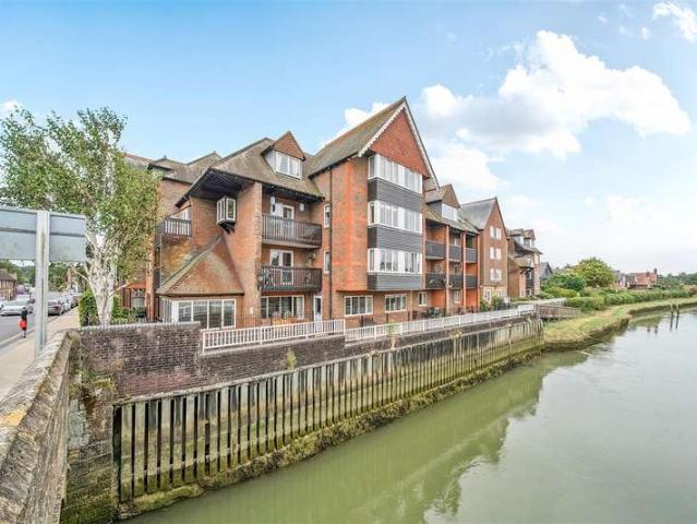 House for sale in Arundel, Clapham