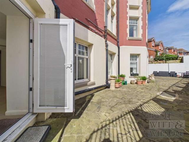 Apartment for sale in Central, Heathlands