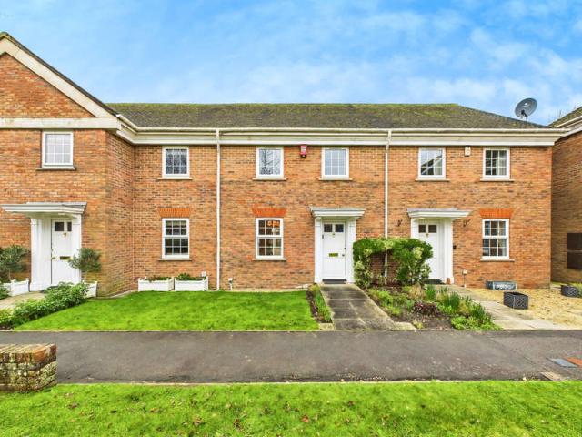 House for sale in Highwood, Horsham