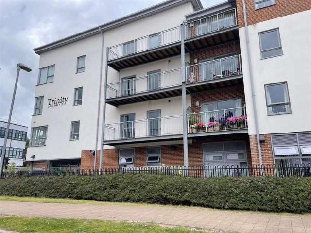 House for sale in Shirley, West Midlands