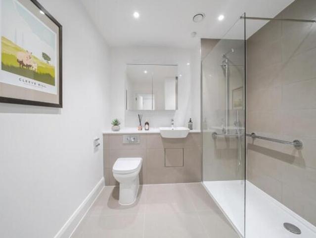 House for rent in Ewens Farm, Golden Valley