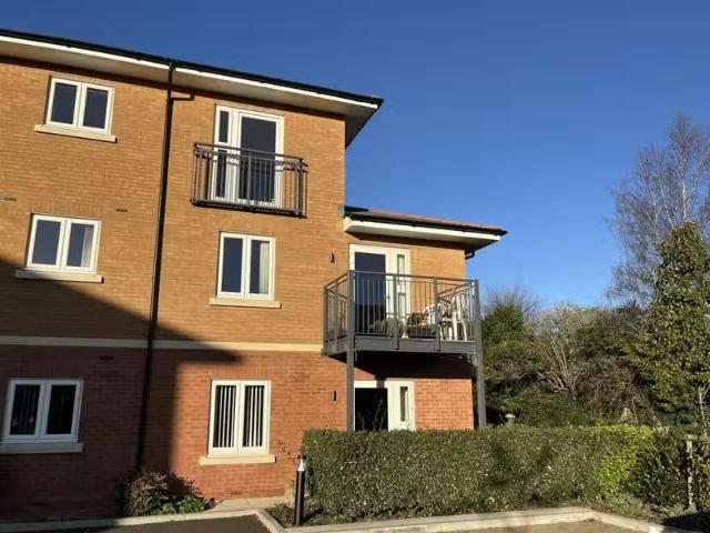 House for rent in St Margarets, Greater London