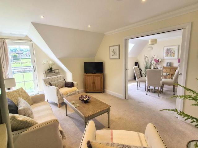 House for sale in Marlborough, Easton Royal