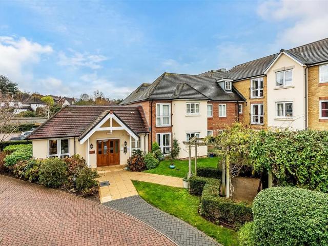 House for sale in Pachesham Park, Surrey