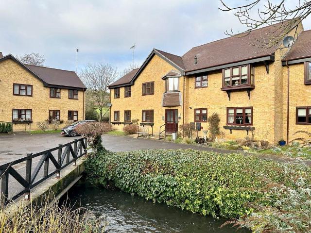 House for sale in The Butts, Kent