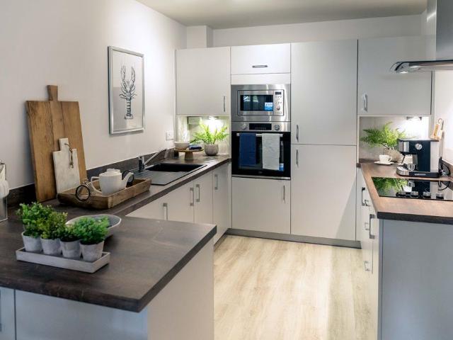 House for sale in Bromstone, Acol