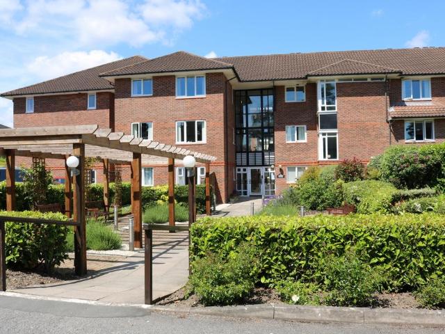 House for sale in Perryfields, West Sussex