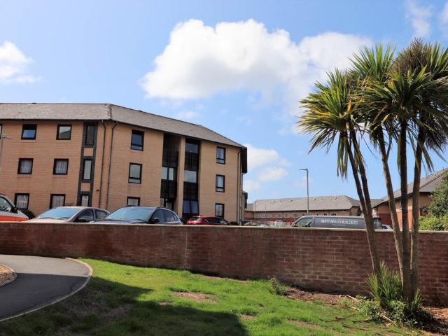 House for sale in Waun Fawr, Wales