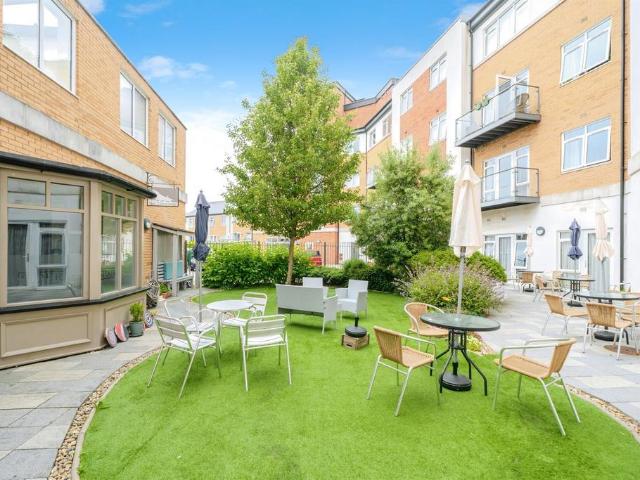 House for sale in Patchway, South Gloucestershire