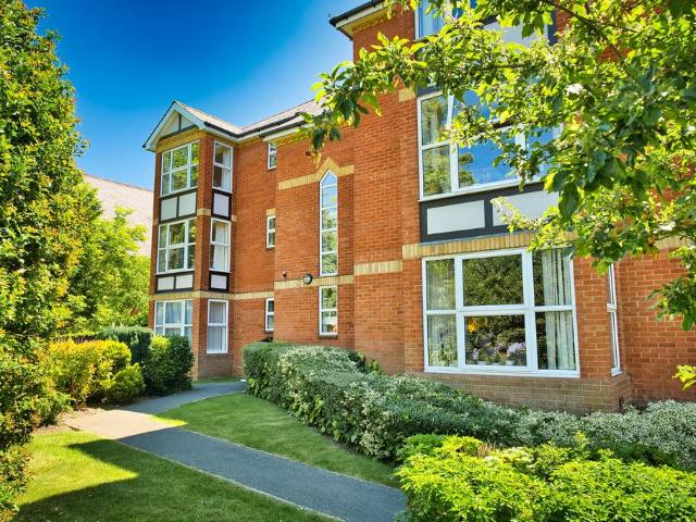 House for sale in King's Walden, Hertfordshire