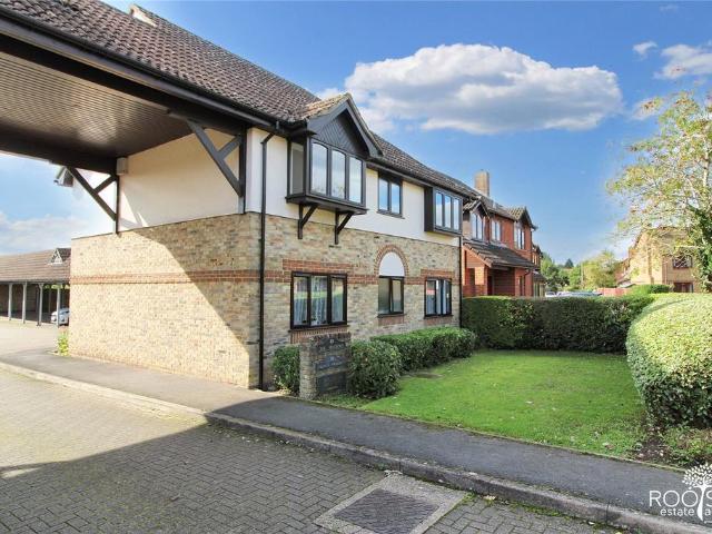 House for sale in Thatcham, West Berkshire