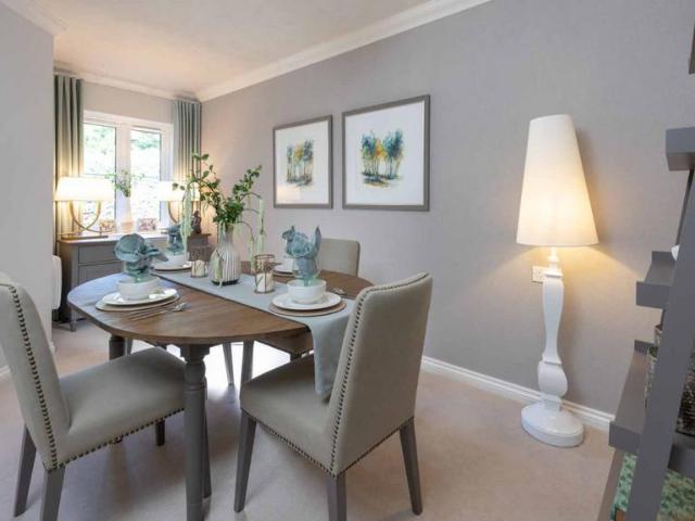 House for sale in Tattenham Corner, Red Hill