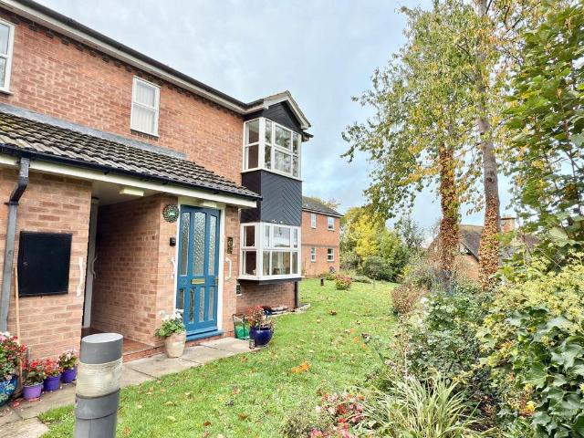 House for sale in Tewkesbury, Pamington