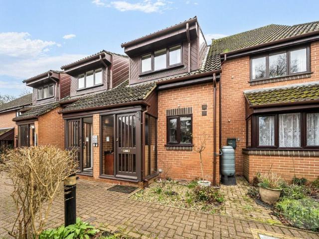 House for sale in Bolton Low Houses, Hampshire