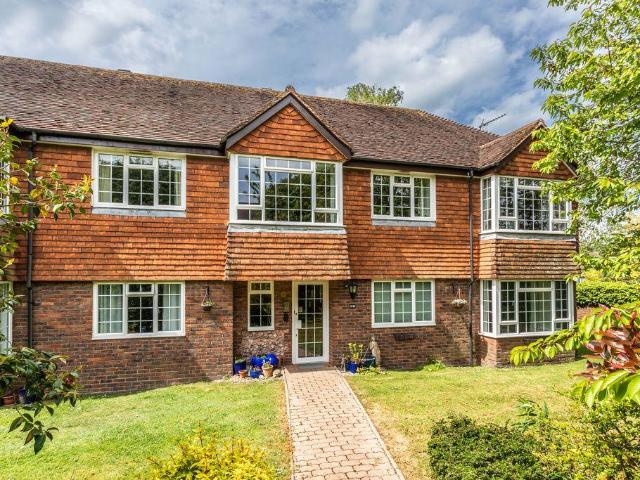 House for sale in Perryfields, West Sussex