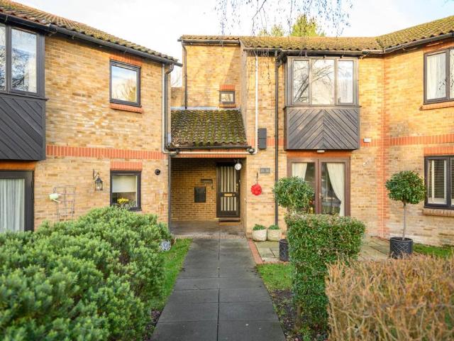House for sale in Blackhills, Surrey