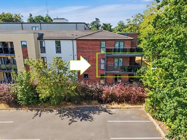 House for sale in Tettenhall, West Midlands