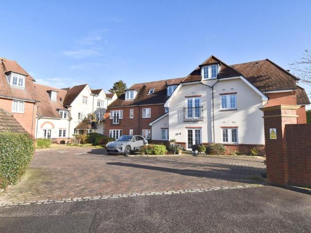 House for sale in Blackhills, Surrey