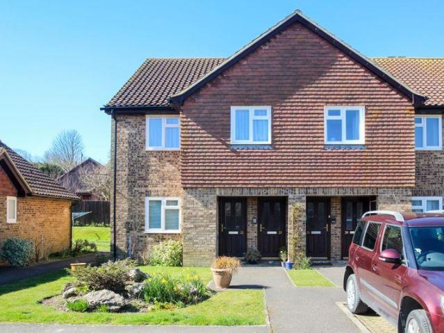 House for sale in Folkestone, Etchinghill