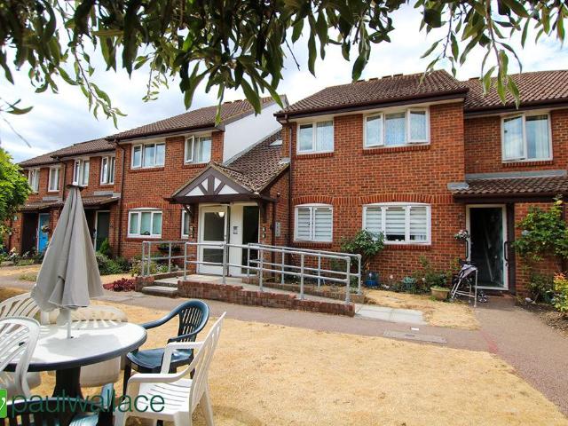 House for sale in Churchgate, Broxbourne