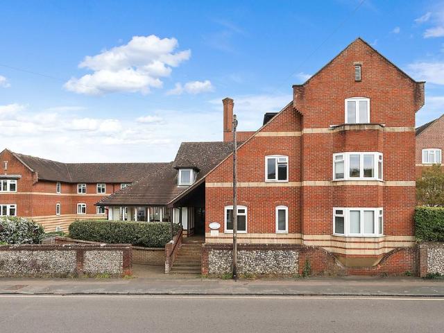 House for sale in Rose Hill, Pachesham Park
