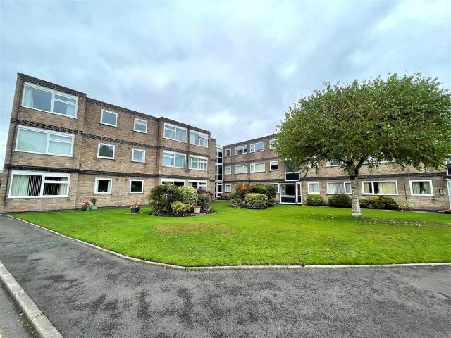 House for sale in Trafford Park, Greater Manchester