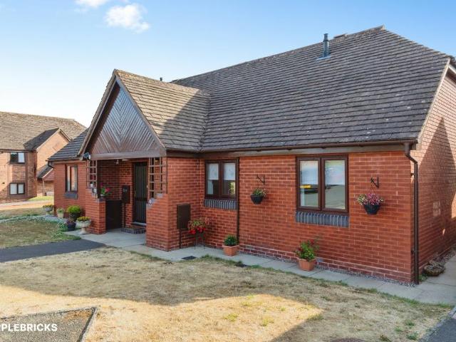 House for sale in Emscote, Warwick