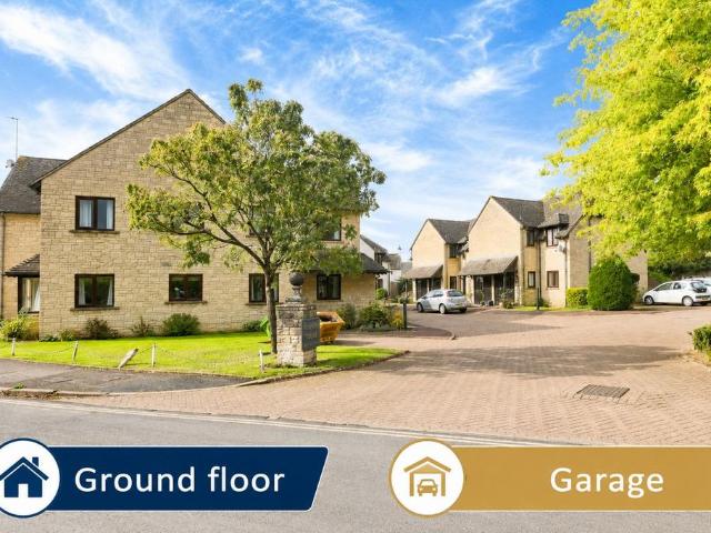House for sale in Fossebridge, Gloucestershire