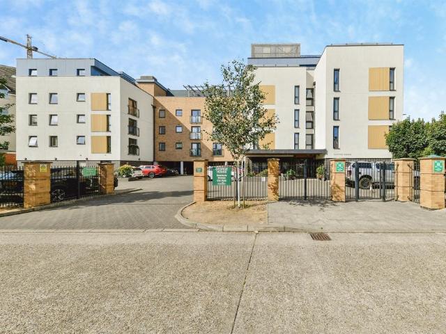 House for sale in Old Town, Shephall