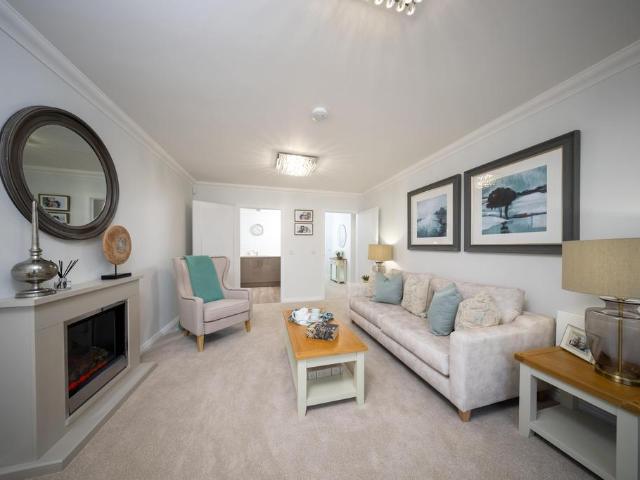 House for sale in Fleet, Hart