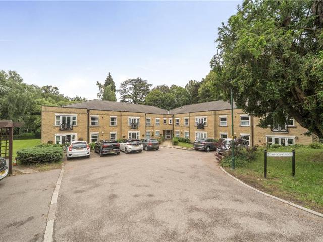 House for sale in Batchworth, Hertfordshire