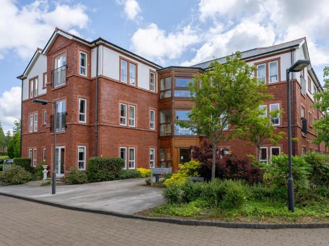 House for sale in Boughton Heath, Great Boughton