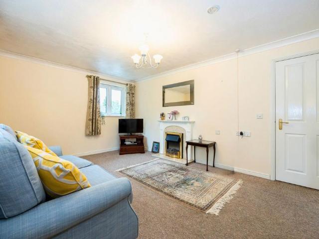 Flat for sale in Trafford Park, Greater Manchester