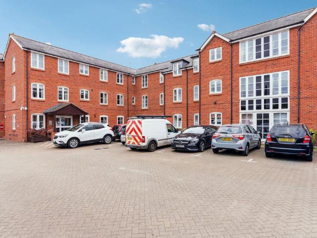 House for sale in King's Walden, Hertfordshire
