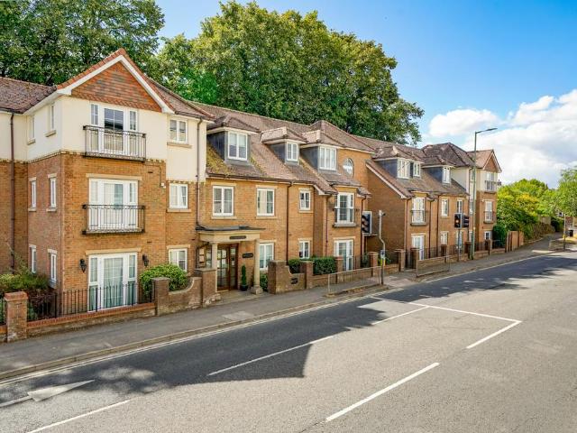 House for sale in Pouchen End, Hertfordshire