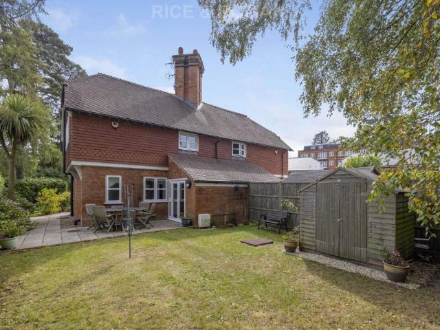 House for sale in Sunninghill and Ascot, Sunningdale