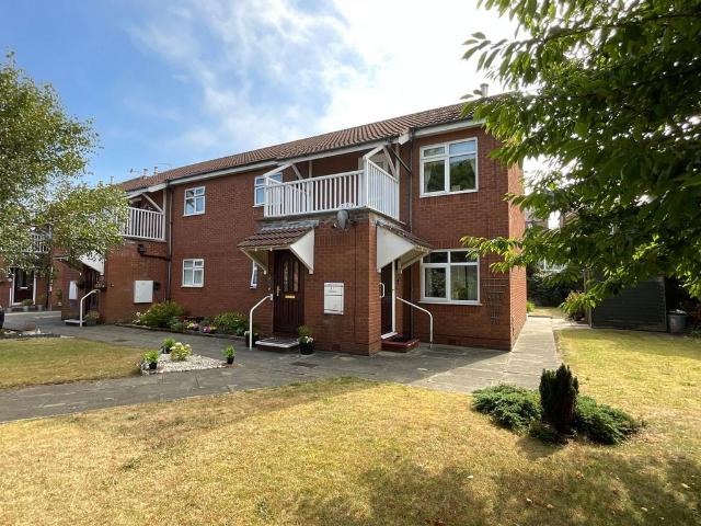 House for sale in Meols Cop, Southport