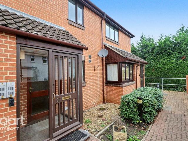 House for sale in Bolton Low Houses, Hampshire