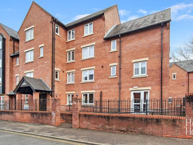 House for sale in East Bank, Norfolk