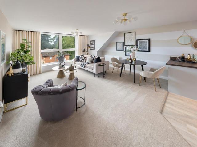 House for sale in Heol-las, Surrey