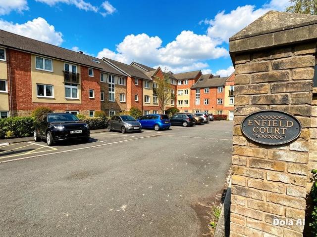 House for sale in Cheetham Fold, Greenheys