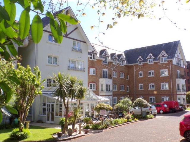 House for sale in Charminster, Bournemouth