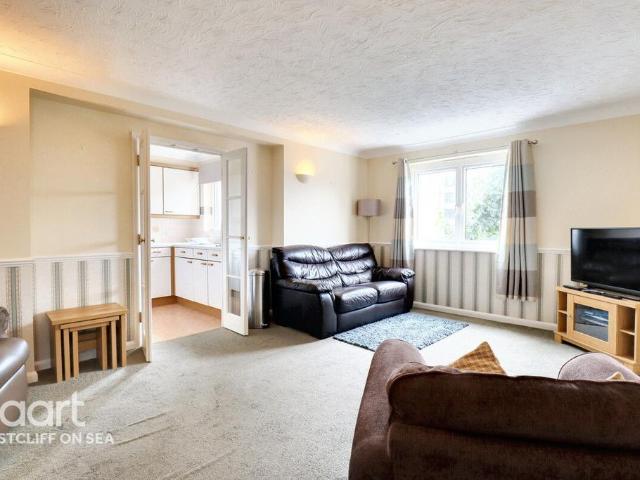 House for sale in Milton, Alton Barnes